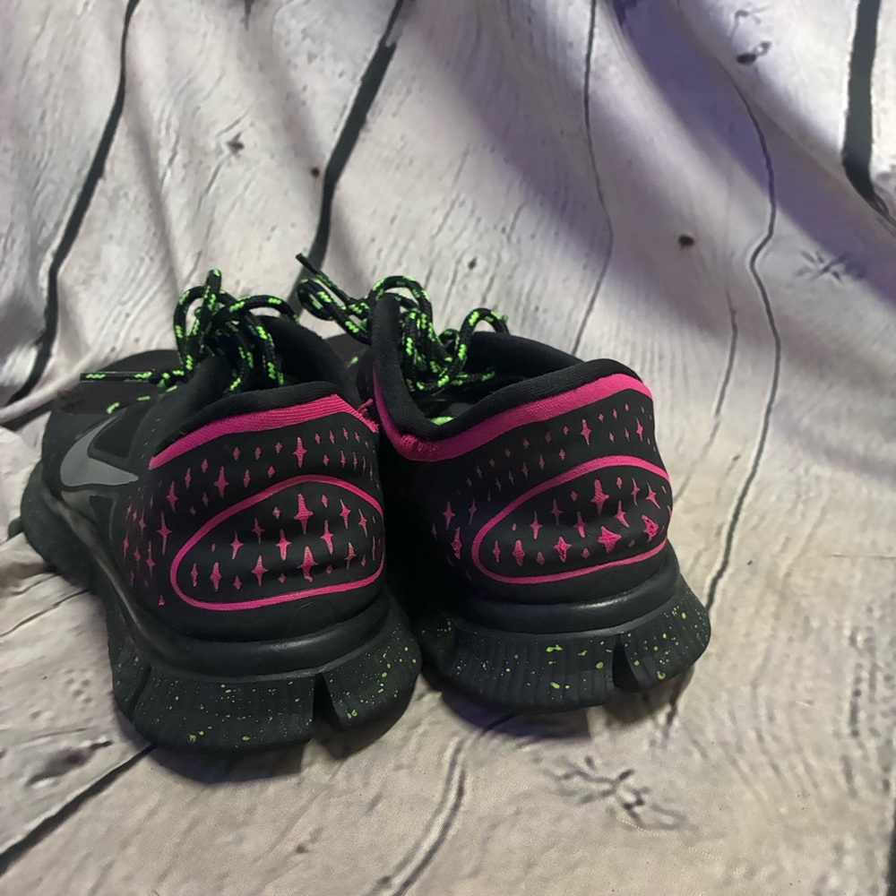 Nike Free Run 5.0 Women's Black Neon Green Pink Sneakers Shoes Size 7 574324 036 - Picture 5 of 13